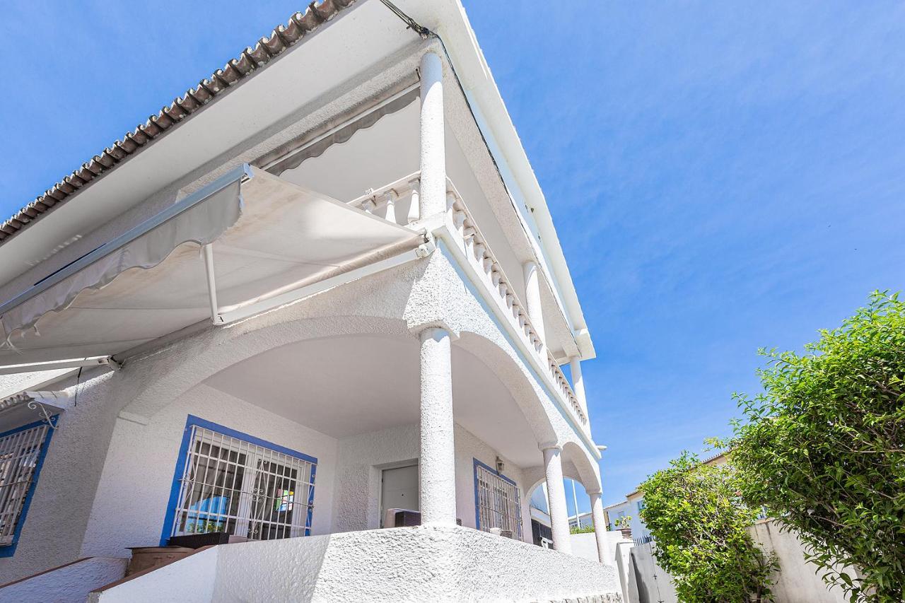 טורמולינוס Monko Villa Mieres מראה חיצוני תמונה